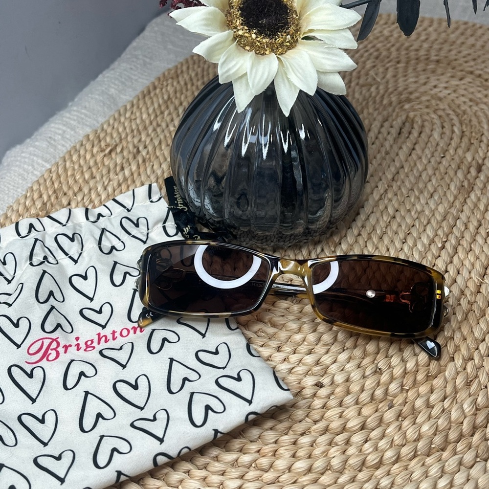 Brighton Infinity Flower Tortoiseshell Sunglasses… - image 2